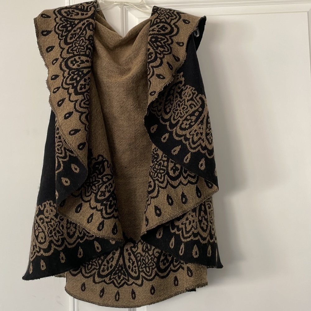 Reversible Cape Poncho Sweater One Size Black Tan Layering Bohemian Embroidered
